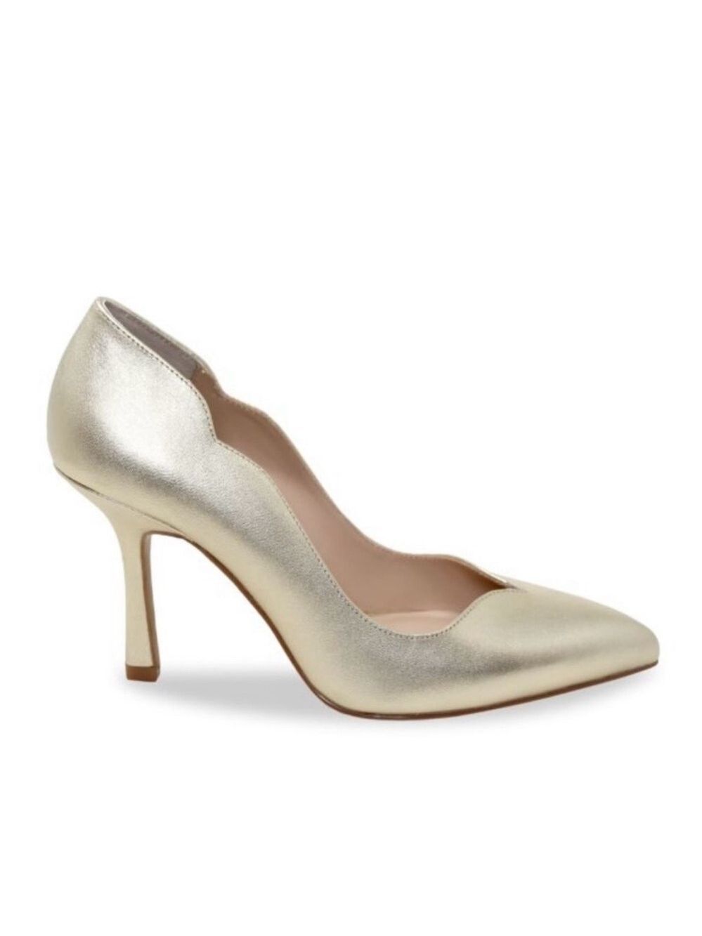 Charles David Innocent Leather Sweetheart Slip On Heel Pumps in Gold - NWT